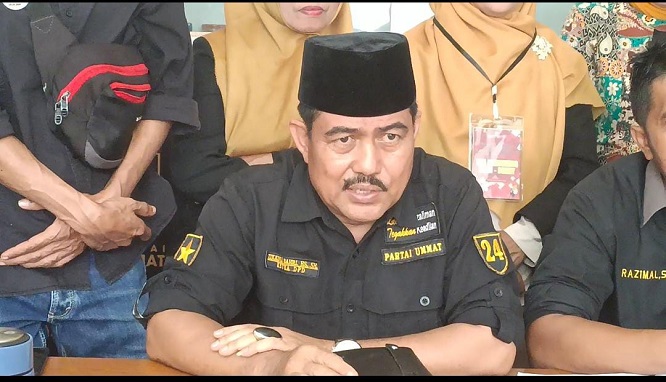 Partai Ummat Tanah Datar akan mengambil tindakan tegas bagi anggota yang tak solid dan patuh terhadap keputusan partai