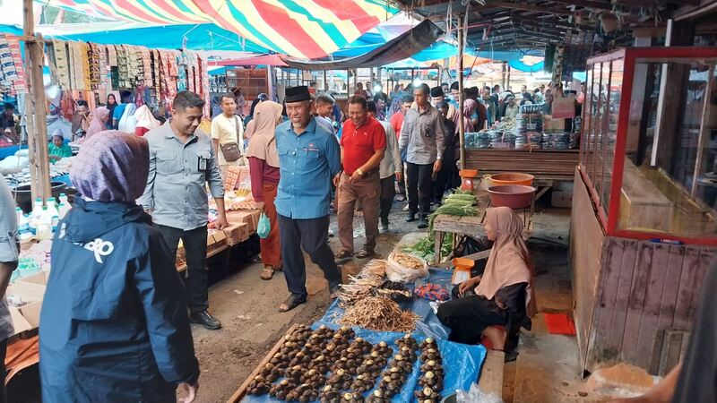 Pasar Sungai Sarik