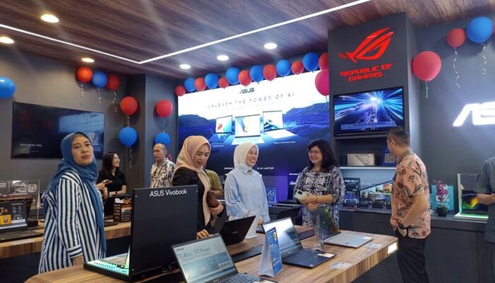 Peralatan IT Terlengkap, Asus Store Hadir di J-Bros Computer Padang