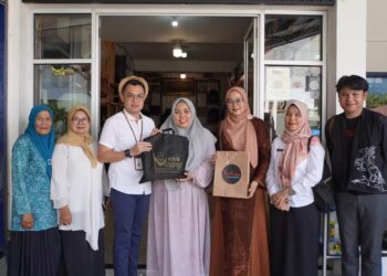 Pastikan Perkembangan Usaha, Dekranasda Tinjau UMKM
