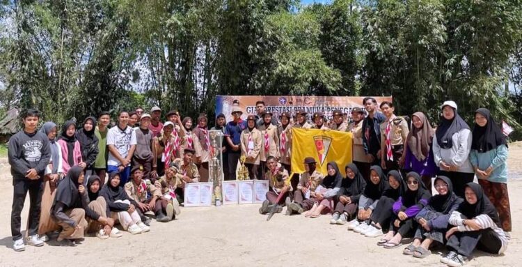 Tim MAN 1 Bukittinggi juara umum Giat Prestasi Pramuka Penegak IV tahun 2024 yang diadakan Gerakan Pramuka Kwarcab Kota Bukittinggi di Bumi Perkemahan Panorama Baru Kota Bukittinggi, pekan lalu. IST