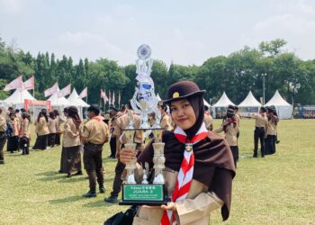 Aulia Az Zahro, Tekun Berusaha Tumbuhkan Semangat Lewat Pramuka