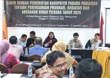 Bawaslu Kabupaten Padang Pariaman bersama Pemerintah Kabupaten menggelar rapat koordinasi terkait revisi anggaran Pilkada 2024.