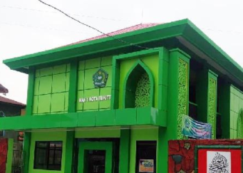 Siswa MAN 1 Bukittinggi berhasil meraih medali Emas dalam bidang Geografi Terintegrasi pada Kompetisi Integrated Islamic Science Competition (IISC) 2024 Tingkat Nasional.