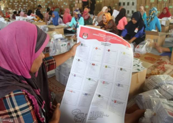 KPU Kota Pariaman menyiapkan 74.562 Surat Suara Pilkada untuk masing-masing pemilihan walikota dan wakil walikota serta pemilihan gubernur