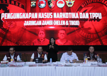 Bareskrim Polri menangkap Halen kepala sindikat narkoba di Jambi. Aparat juga menangkap kaki tangannya yang masih memiliki hubungan keluarga.