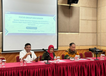 Pemerintah Kota atau Pemko Padang berencana memasukkan Tradisi Cheng Beng ke dalam kalender wisata Padang pada tahun 2025.