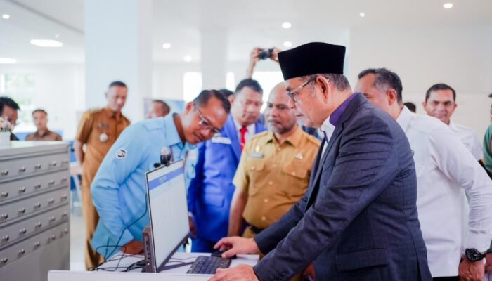 Pemkab Solok Raih Nomor 1 Terbaik Pelayanan Publik di Sumatera oleh Ombudsman RI