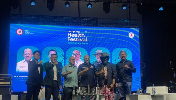 Pelantikan Sembilan Ketua IDI Cabang Warnai Iven Lampung Health Festival
