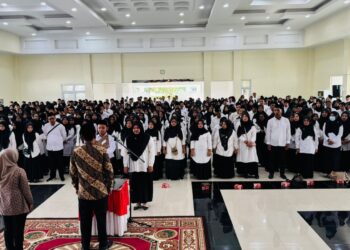 Sebanyak 1.190 KPPS Se-Kecamatan Lubuk Basung Dilantik untuk Sukseskan Pilkada 2024