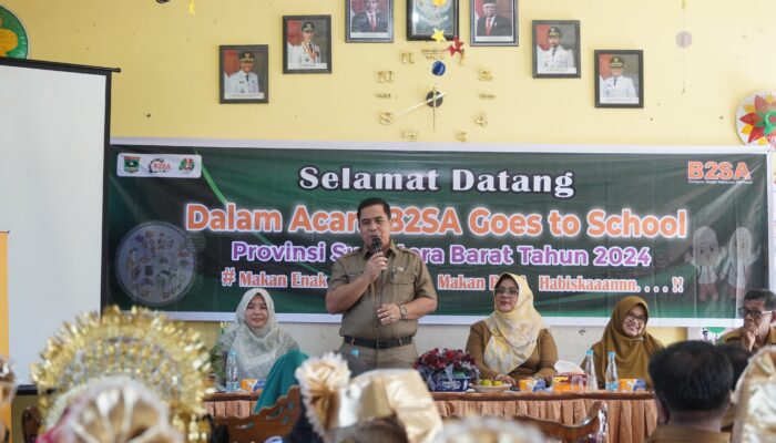 Pjs Bupati Lima Puluh Kota Sosialisasikan Pangan Sehat di SDN 04 Sarilamak