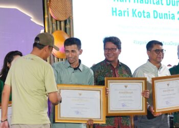 Dukung Percepatan Pembangunan Perumahan, PT Semen Padang Raih Penghargaan