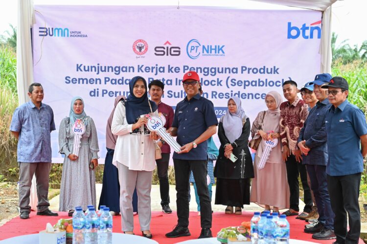 Manajemen PT Semen Indonesia (Persero) Tbk (SIG) dan PT Bank Tabungan Negara (Persero) Tbk (BTN) menyatakan kolaborasi dalam memenuhi kebutuhan hunian masyarakat. IST