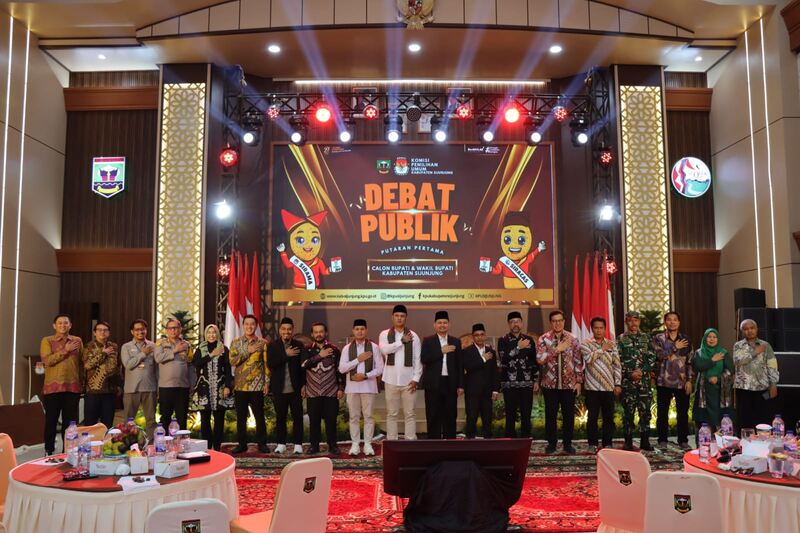 Debat Sijunjung