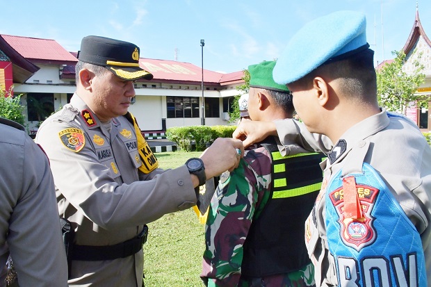 Polres Agam mengerahkan sebanyak 290 personil gabungan untuk mengamankan perayaan Natal dan Tahun Baru atau Libur Nataru 2025