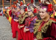 FPM 2024 Resmi Ditutup, Penampilan Tari Kolosal Pukau Ribuan Pengunjung Pagaruyung