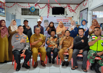 Ketua DPRD Bukittinggi Serahterimakan Bantuan Pokir