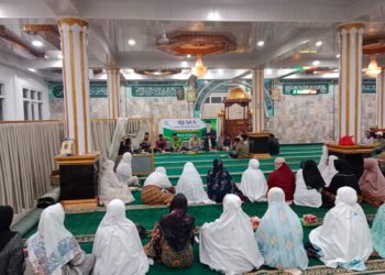 Masyarakat Antusias Ikuti Reses Perdana Yonnarlis