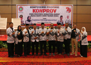 Darmalis kembali Terpilih Pimpin PGRI Sumbar