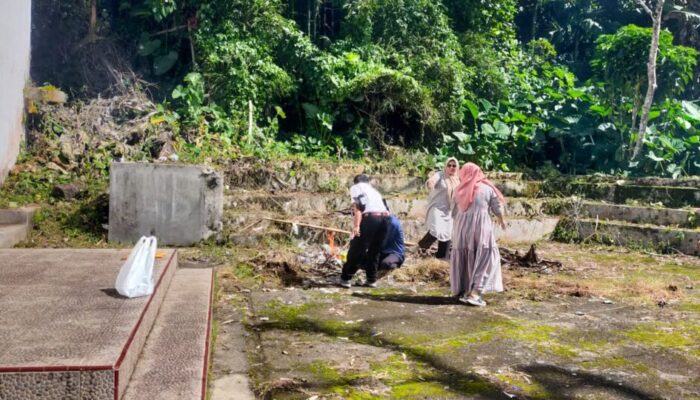 Peringati HKSN, Nagari Batipuah Ateh Laksanakan Gotong Royong