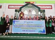 Tim Fome, IPE, KA Prodi Kedokteran dan Kebidanan  UNAND Sosialisasi Hidup Bersih dan Gelar Sirkumsisi