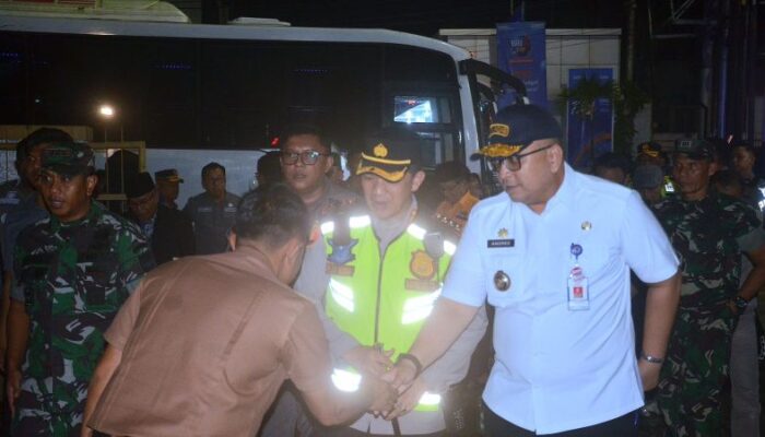 Bersama Forkopimda Sumbar, Pj Wako Padang Monitoring Malam Misa Natal