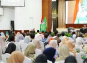 Menteri Ketenagakerjaan Narasumber Studium Generale di UNAND