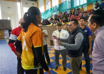 Bupati Tanah Datar Eka Putra Buka Kejuaraan Provinsi Bola Volly antar klub U-19