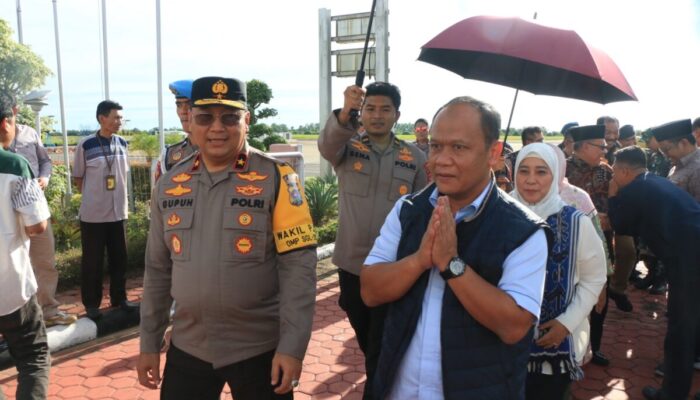 Kapolda Sumbar Irjen Pol Gatot Tri Suryanta Tiba di Padang
