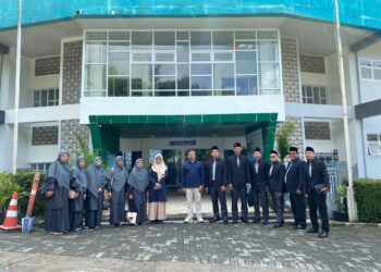 Ponpes Al-Irsyad Bukittinggi Silaturahmi ke Perguruan Darul Hikam Bandung