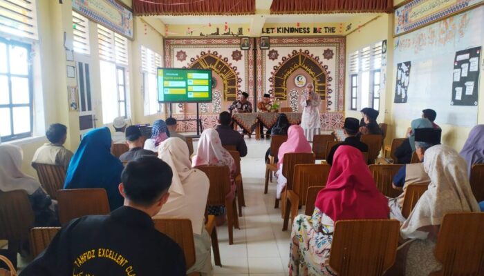 Ponpes Al-Irsyad Bukittinggi Biayai Bimbel Studi Timur Tengah