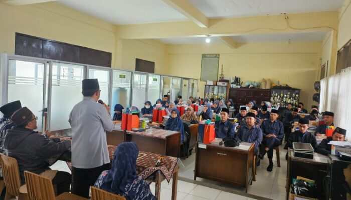 Lulusan Azhar Mesir Jadi Pimpinan Pondok Pesantren Al-Irsyad Bukittinggi