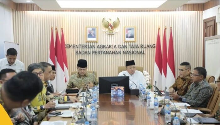 Ajak Menteri Transmigrasi Sukseskan Kebijakan Satu Peta, Menteri Nusron Ingin Tuntaskan Masalah Batas Tanah