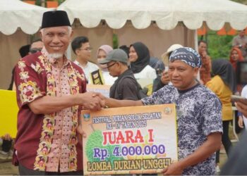 Durian Jorong Sampu Menangkan Kategori Durian Terbaik di Festival Durian Solok Selatan 2025