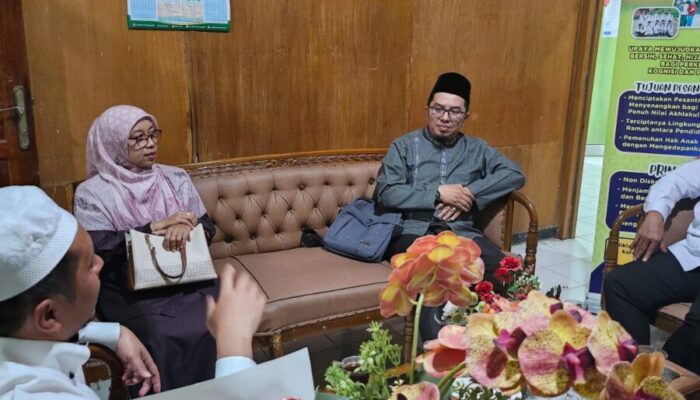 Pimpinan Pondok Pesantren Al-Irsyad Silaturahmi dengan Kemenag Agam