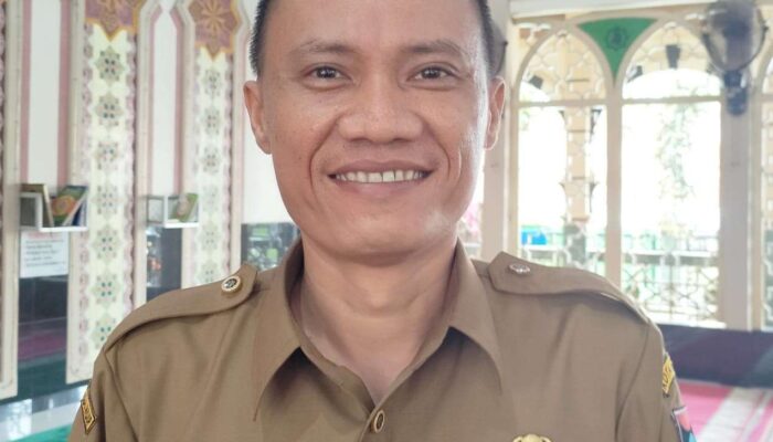 Musim Durian, Volume Sampah Meningkat di Padang