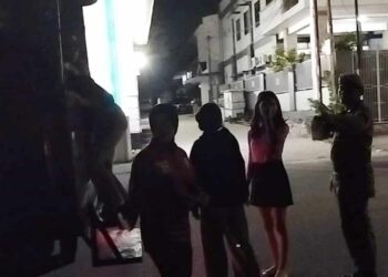 Satpol PP Kota Padang Tertibkan Remaja Putri Mabuk-Mabukan