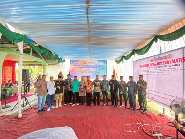 Deklarasi kampung pengawasan di Nagari Sintuk, Kecamatan Sintuk Toboh Gadang, Kabupaten Padang Pariaman. Sabtu, (14/9/2024)