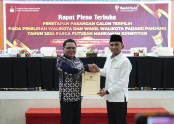 KPU Tetapkan Hendri Arnis-Allex Saputra sebagai Wako-Wawako Terpilih