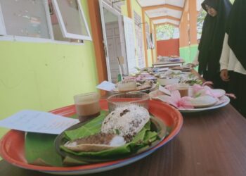 SMP IT Darul Hikmah Gelar Festival Maapam