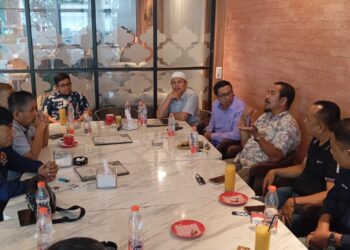 Silaturahmi dengan PKKS Riau, PWI Solok Siap Berkolaborasi