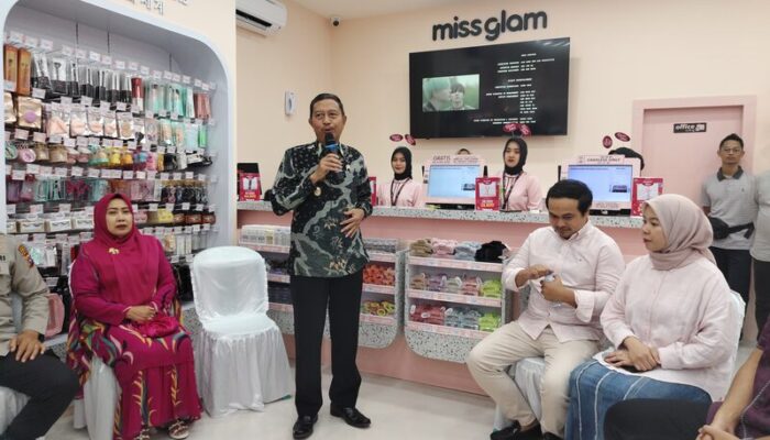 Miss Glam Telah Hadir di Pasaman Barat, Siap Sedia Produk Kecantikan 