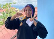 Tiara, Siswi MAN 1 Padang Raih Medali Emas Kejuaran Silat “Dekan Cup FHUA”