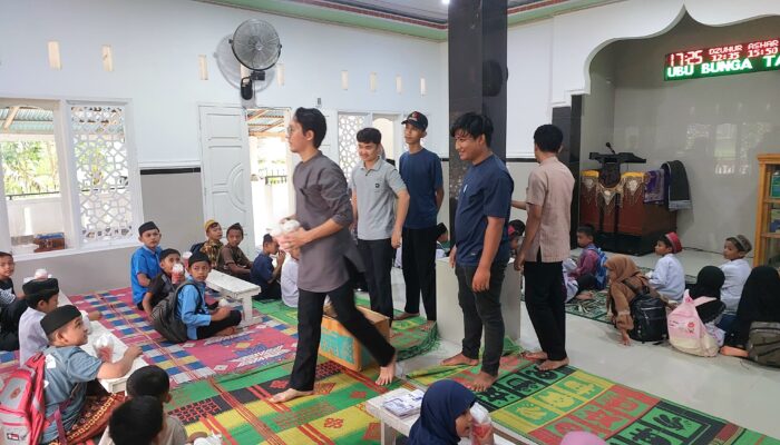 Vanriz Kebaya Salurkan Jumat Berkah melalui Relawan Amal Beramal