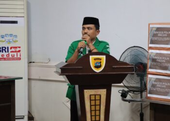 Polres Sijunjung Gelar Baksos Polri Presisi Bagikan Paket Sembako kepada Masyarakat