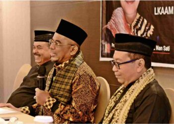 Perkuat Fungsi Niniak Mamak, H. Arisal Aziz Silaturahmi dengan LKAAM