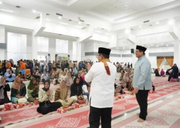 Pemkab Tanah Datar Gelar Buka Bersama dengan Masyarakat