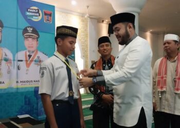 Wako Fadly Amran Buka Pesantren Ramadan di Masjid Nurul Iman