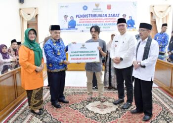 72 Mustahik di Agam Terima Zakat Baznas
