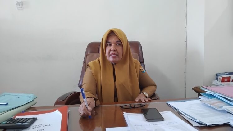 Plt Kepala Dinas Pendidikan Pemuda dan Olahraga, Hertati Taher. Sekolah di Kota Pariaman mulai melaksanakan pesantren Ramadan pada Kamis (6/3) hingga Jumat (21/3) di sekolah masing-masing,dengan fokus peningkatan kompetensi keagamaan dan ibadah.MITHA